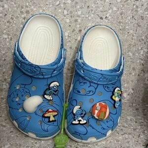CROCS Blue Smurfs Women’s crocs size women’s 7 nostalgic 90’s cartoons